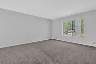 616 Country Ln Dr, Jonesboro, GA 30238 - Photo 6