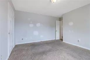 864 Oakhill Ct, Stone Mountain, GA 30088 - Photo 18