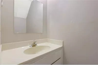 864 Oakhill Court, Stone Mountain, GA 30088 - Photo 10