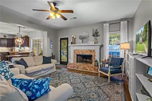 906 Maple Creek Ct, Loganville, GA 30052 - Photo 12