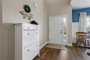 906 Maple Creek Ct, Loganville, GA 30052 - Photo 10