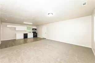 194 Graham St, Winder, GA 30680 - Photo 2