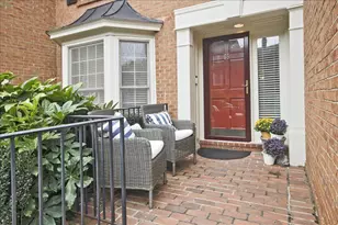 65 Mt Vernon Cir, Sandy Springs, GA 30338 - Photo 4