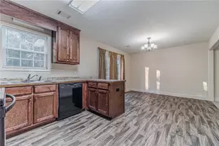 583 Embassy Walk, Winder, GA 30680 - Photo 16