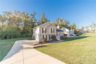 583 Embassy Walk, Winder, GA 30680 - Photo 2