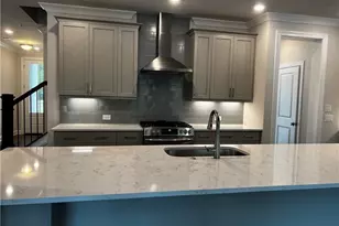 529 Clover Ln, Alpharetta, GA 30009 - Photo 6