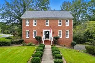 1502 Wood Thrush Way, Marietta, GA 30062 - Photo 2