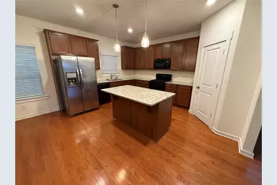 1392 Weatherbrook Circle, Lawrenceville, GA 30043 - Photo 4