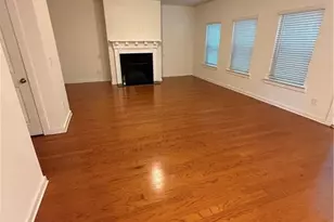 1392 Weatherbrook Cir, Lawrenceville, GA 30043 - Photo 12