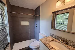 2388 Black Oak Dr, Marietta, GA 30066 - Photo 10