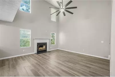 826 Shore Drive, Lithonia, GA 30058 - Photo 10