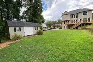 447 Guilford Cir, Marietta, GA 30068 - Photo 28