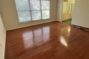 972 Bridgegate Dr NE, Marietta, GA 30068 - Photo 4