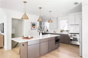 1205 Holly St NW, Atlanta, GA 30318 - Photo 4