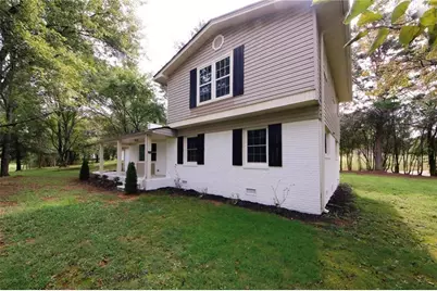 573 Mineral Springs Trl Conn, Demorest, GA 30535 - Photo 2