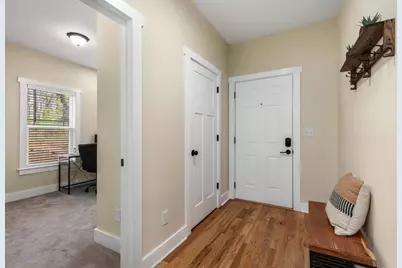 1985 Lois Place NW, Atlanta, GA 30318 - Photo 22