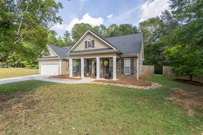 1688 Deer Creek Lane, Monroe, GA 30655 - Photo 4