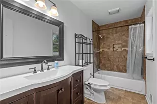 2400 Salem Dr NE, Marietta, GA 30062 - Photo 14