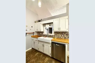 4359 Saddlewood Court, Gillsville, GA 30543 - Photo 6