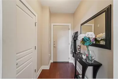 799 Hammond Drive #402, Atlanta, GA 30328 - Photo 2
