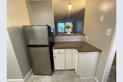 2965 Pharr Court South SW #119, Atlanta, GA 30305 - Photo 4