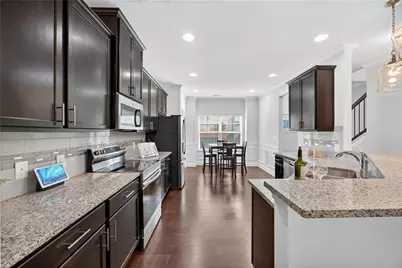 194 Mahnaz Drive SW, Atlanta, GA 30331 - Photo 8