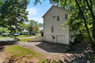 2451 Meadowglen Trail, Snellville, GA 30078 - Photo 46