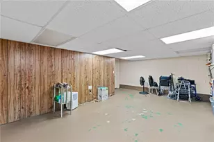 2451 Meadowglen Trail, Snellville, GA 30078 - Photo 38