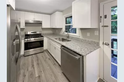 264 Rockin Hill Drive SW, Marietta, GA 30060 - Photo 6