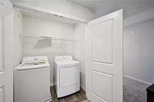 422 Lanier Cir, Woodstock, GA 30189 - Photo 28