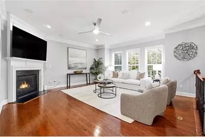 3655 E Paces Walk NE, Atlanta, GA 30326 - Photo 2