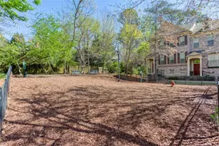 3655 E Paces Walk NE, Atlanta, GA 30326 - Photo 28