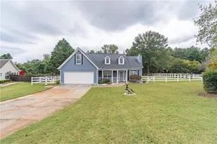 395 Flintlock Dr, Dacula, GA 30019 - Photo 2