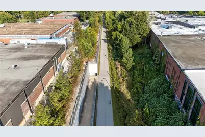 1002 Dimmock Street SW, Atlanta, GA 30310 - Photo 10