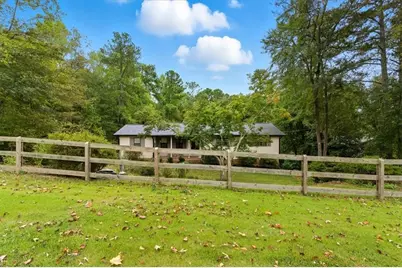 2936 Cheryl Court, Acworth, GA 30102 - Photo 4