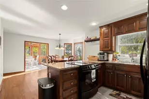 894 Lake Arrowhead Dr, Waleska, GA 30183 - Photo 4