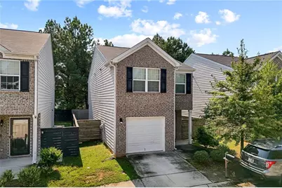 2102 Belmont Cir, Conyers, GA 30012 - Photo 2