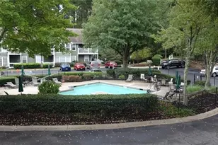 407 Berkeley Woods Dr, Duluth, GA 30096 - Photo 12