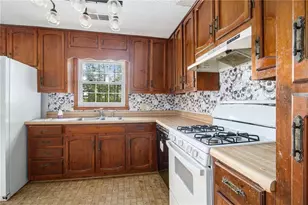 136 Jennifer Ln, Carrollton, GA 30116 - Photo 14