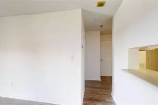 300 Johnson Ferry Road NE, Sandy Springs, GA 30328 - Photo 18