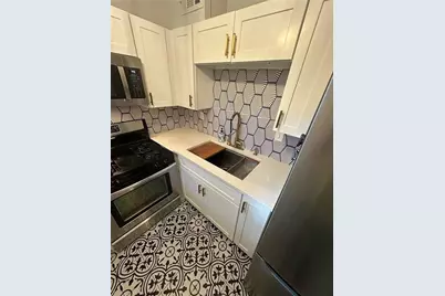 100 Biscayne Drive NW #C5, Atlanta, GA 30309 - Photo 4