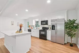 3735 Stonewall Dr NW, Kennesaw, GA 30152 - Photo 2