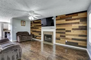 104 Jameston Dr, Jefferson, GA 30549 - Photo 8