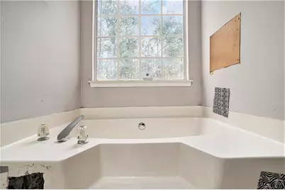 205 Woodcrest Drive, Covington, GA 30016 - Photo 16