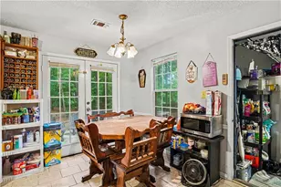 205 Woodcrest Dr, Covington, GA 30016 - Photo 6