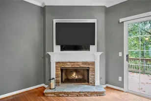 2075 Pine Tree Dr, Buford, GA 30518 - Photo 16