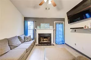 7106 Oakwood Cir, Rex, GA 30273 - Photo 12