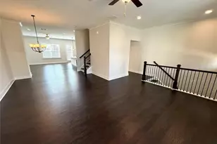 425 Fairview Cir, Roswell, GA 30076 - Photo 8