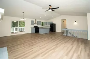 2389 Jack Creek Rd SW, Marietta, GA 30008 - Photo 6