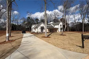 273 Hickory Hills Dr, Jefferson, GA 30549 - Photo 4